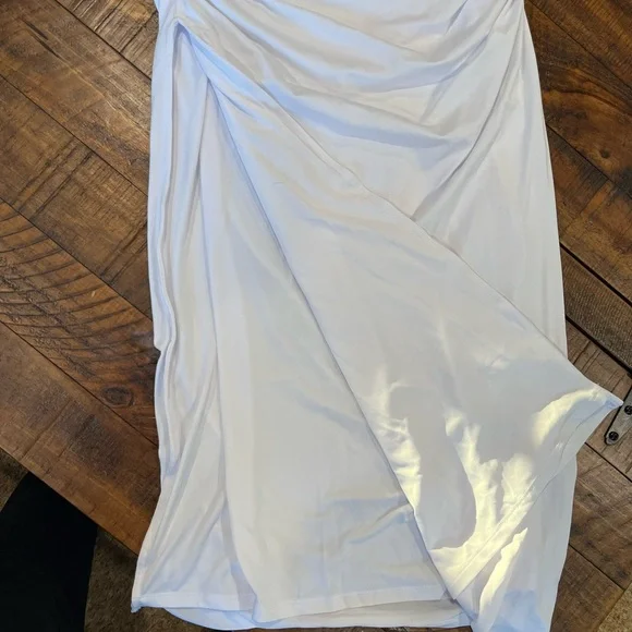 Contour Ruched Slit Midi Skirt - Picture 3 of 4